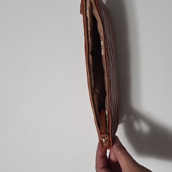 Anne Klein quilted wristlet - Picture 7 of 8